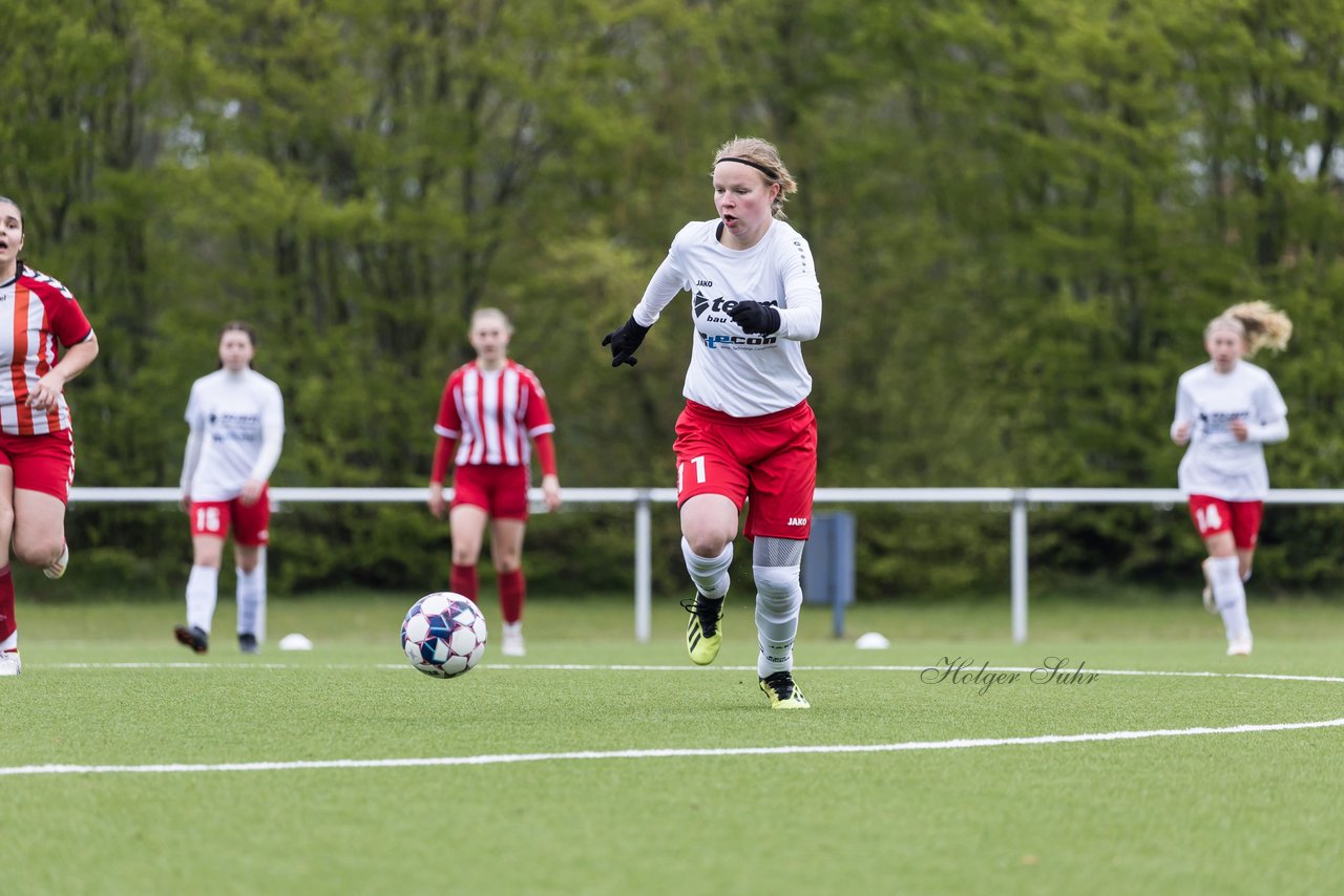 Bild 256 - wBJ SV Wahlstedt - TuS Tensfeld : Ergebnis: 0:0